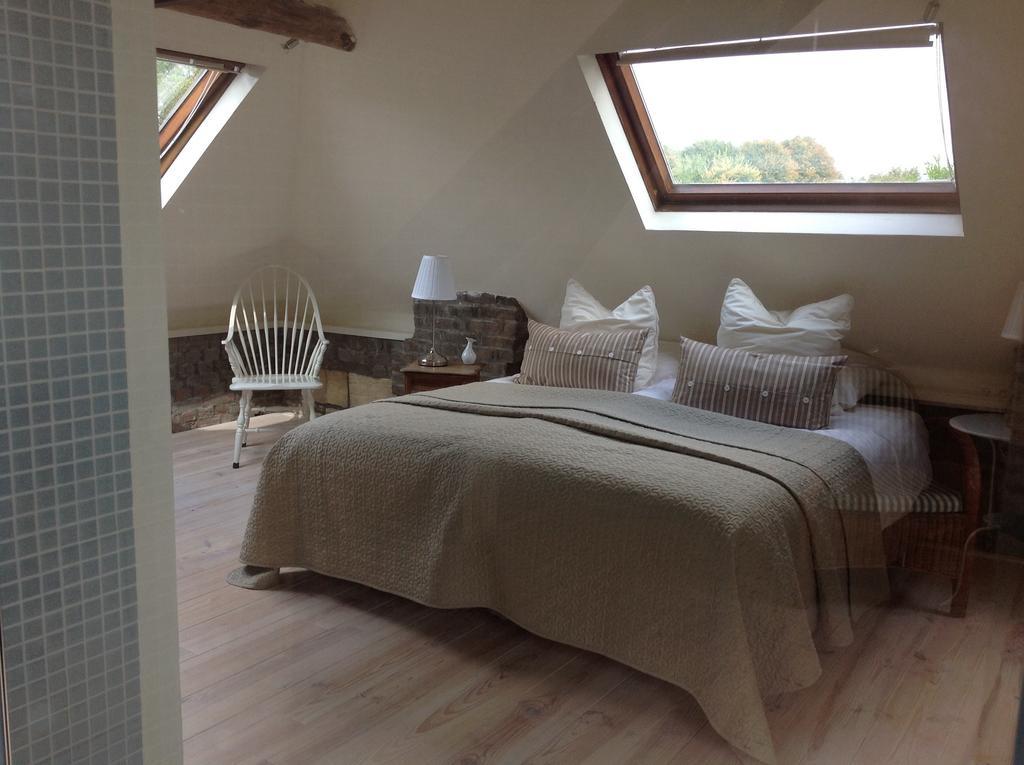 Annelies'Place To B& B Μάαστριχτ Δωμάτιο φωτογραφία