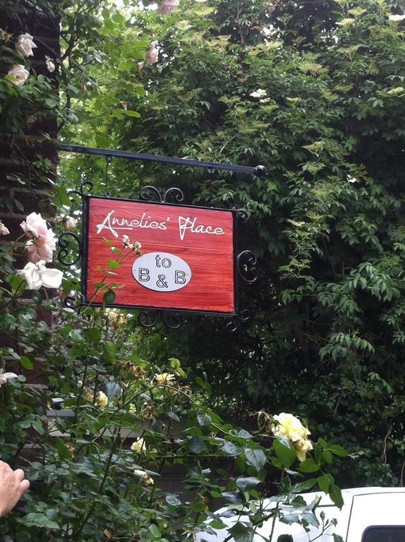 Annelies'Place To B& B Μάαστριχτ Δωμάτιο φωτογραφία